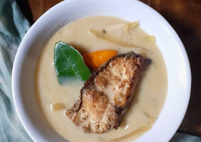 Resep: #283 Mangut Ikan Asap Menu Enak Dan Mudah Dibuat