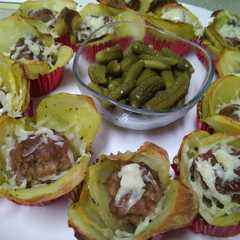 Una foto de Albóndigas con patatas, en el horno