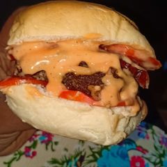 A picture of Homemade burger # mystaplefoodrecipecontest.