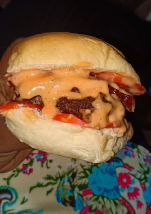 A picture of Homemade burger # mystaplefoodrecipecontest.