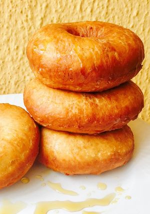 A picture of Orange juice doughnuts.