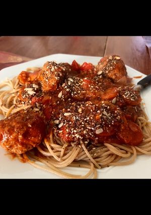 Una foto de Pasta con albóndigas