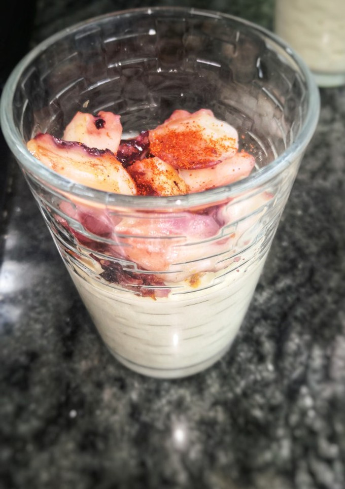 Una foto de Emulsión de patata con pulpo Thermomix