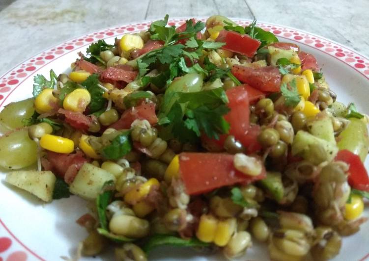 Simple Way to Make Favorite Sprouted Moong Chaat