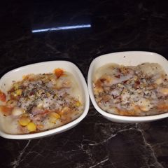 A picture of Pizza in a bowl.