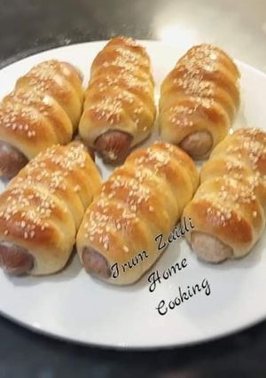 A picture of 🌭SAUSAGE BREAD ROLLS🌭.