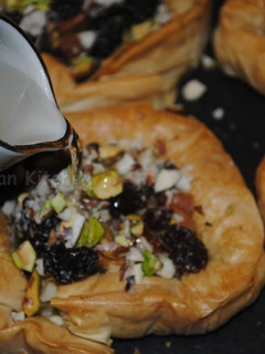 عکسی از دستور باقلوا پسته و کشمش