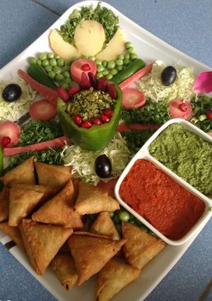 વેજ પટ્ટી સમોસા (Veg patti samosa recipe in gujarati) રેસીપી મુખ્ય ફોટો