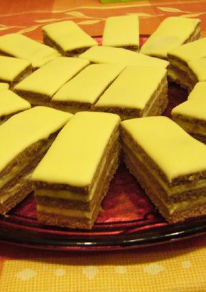 Sárga-barna mézes recept fotója