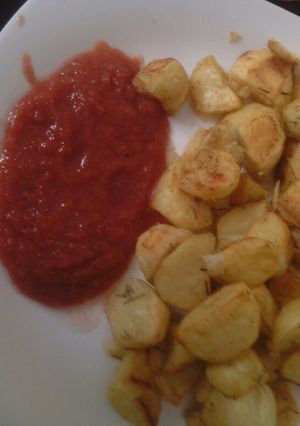 A picture of Oven roast potatoes.