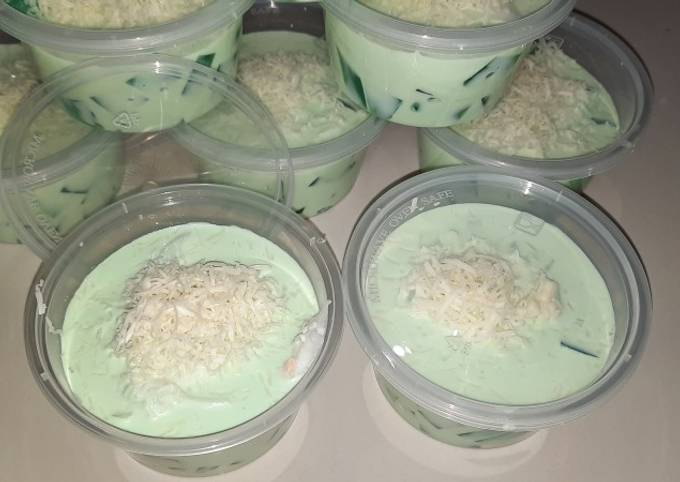 Bagaimana Menyiapkan Buko Pandan Keju, Bikin Ngiler