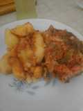 Bife de chorizo a la olla con papas