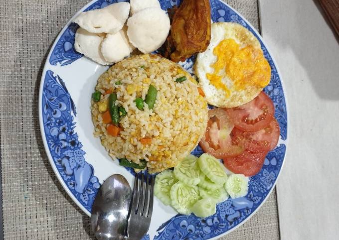 Resep Nasi Goreng Lengkap Untuk Sarapan Pagi Keluarga Oleh Lina