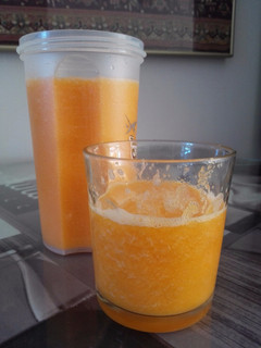 Una foto de Batido de Mandarina con Mango