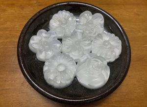 Hình của món Thạch rau câu dừa non.