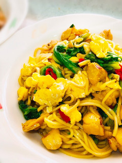 醬燒雞腿肉丁炒麵 的食譜成品照片