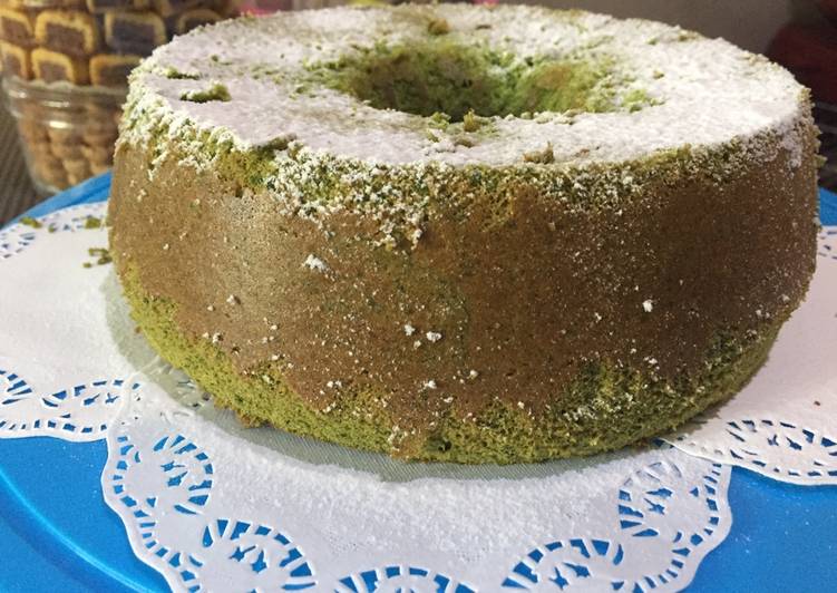 Langkah Mudah untuk Menyiapkan Matcha Chiffon Cake Putih Telur, Enak Banget