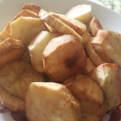 A picture of Fried sweet potatoes.