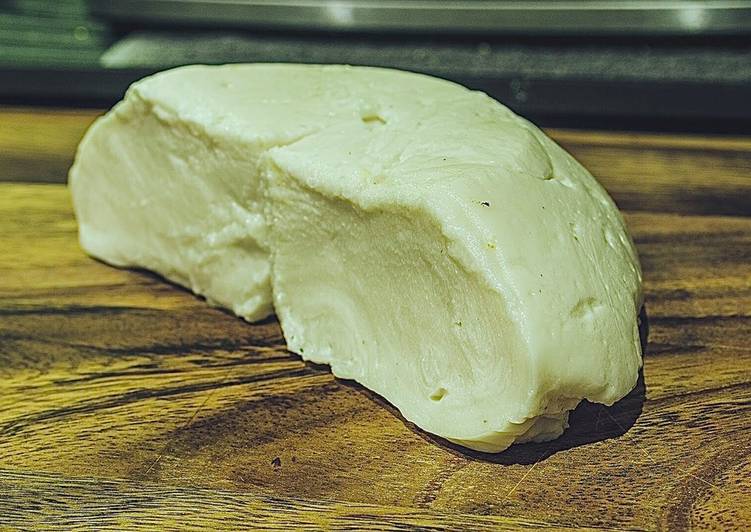 Recipe of Homemade Stretchy Vegan Mozzarella