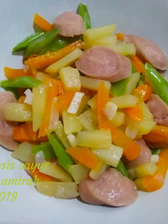 Langkah Gampang Menyiapkan Resep Tumis sosis sayur yang Lezat Anti Ribet, Mantap Sekali