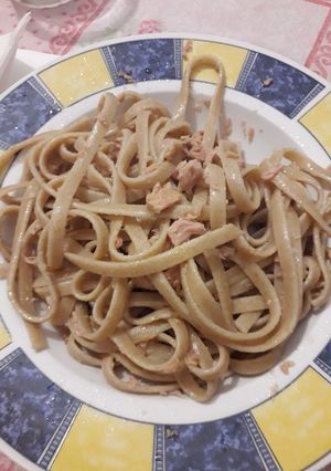 Foto di Linguine integrali al tonno