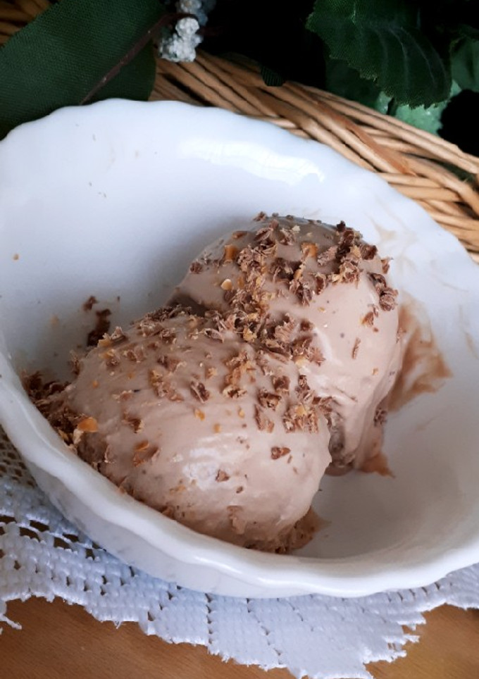 Una foto de Helado de chocolate