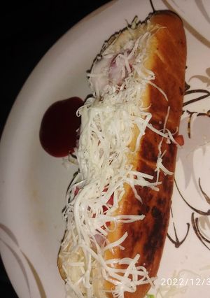 ચીઝ બ્લાસ્ટ હોટ ડોગ (Cheez Blast Hot Dog Recipe In Gujarati) રેસીપી મુખ્ય ફોટો