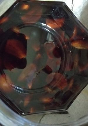 Hình của món Tỏi ngâm mật ong.