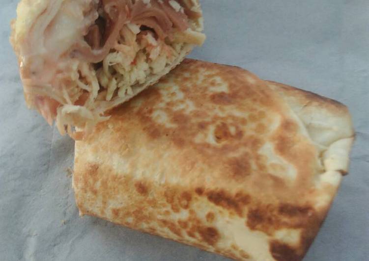 Kebab sosis panggang ayam keju