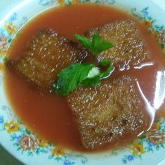 A picture of Tomato soup.