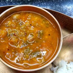 A picture of Dal Palak.
