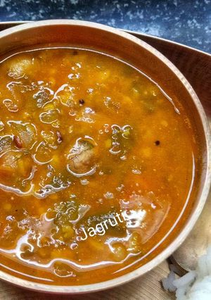 A picture of Dal Palak.
