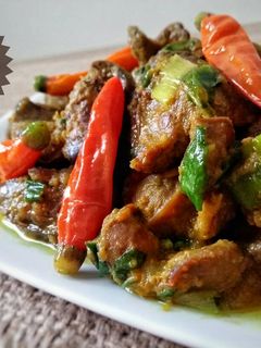 Foto resep Ati Ampela Bumbu Kuning ala Indi