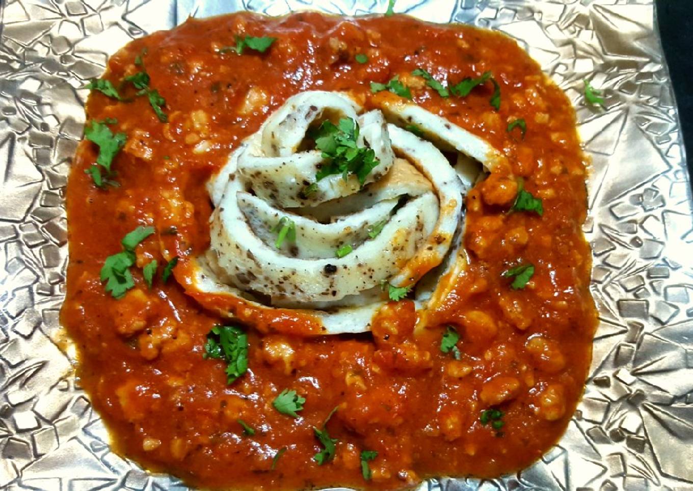 Egg Strips with Chicken Marinara sauce 🍳