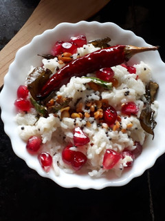 कर्ड राइस (Curd rice recipe in Hindi) रेसिपी मुख्य फोटो