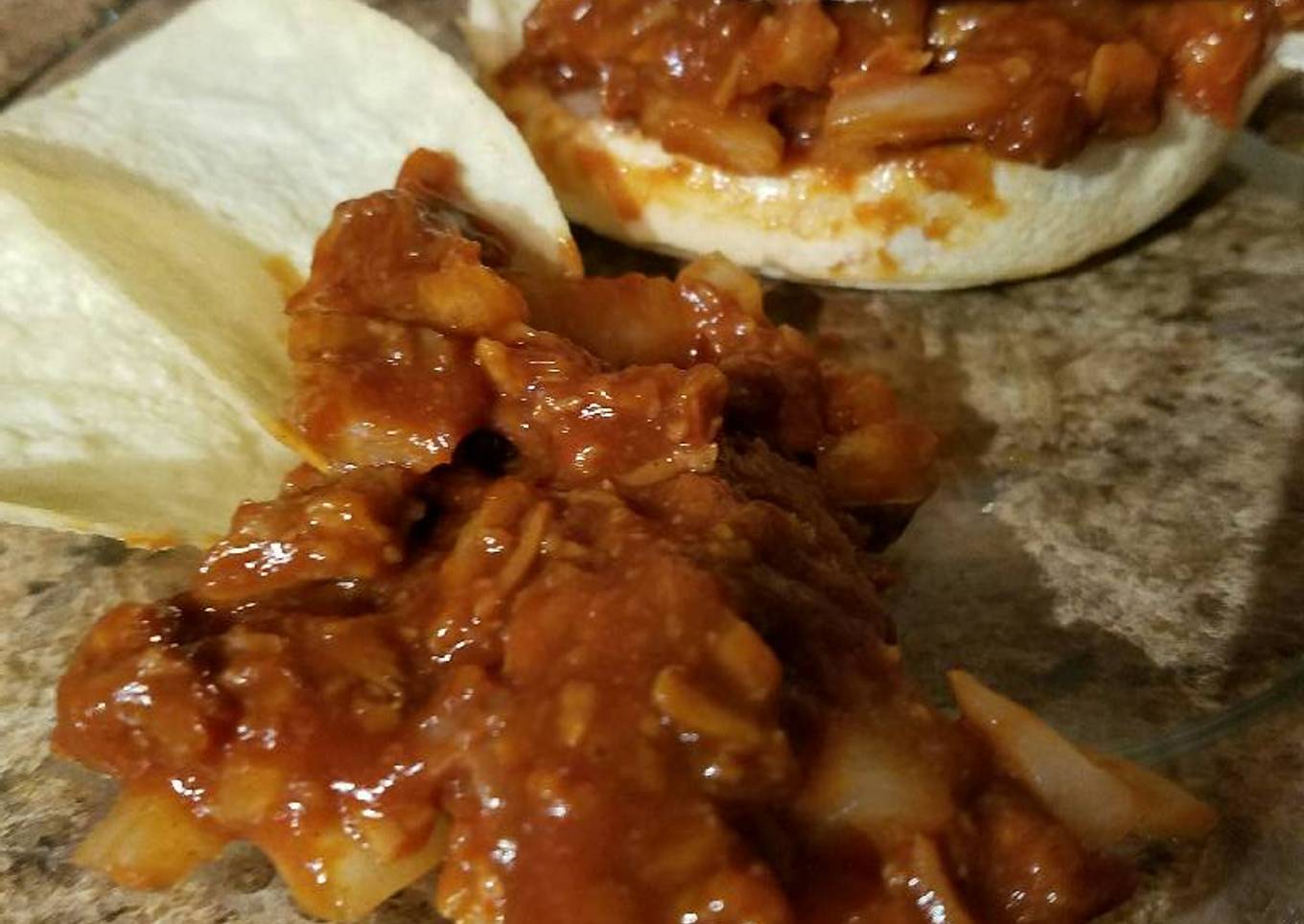 Lloyd seasoned shredded Pork sandwich and dip (Easy Mode)