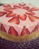 Tarta de yogur y fresas