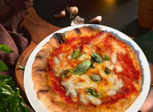 Foto di Pizza Napoletana in Padella di Davide Civitiello