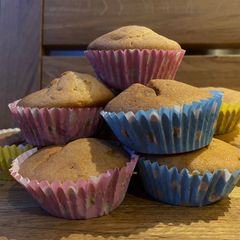 Mr small’s fairy cakes A picture of Mr small’s fairy cakes.
