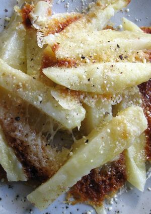 A picture of Microwaved Cheese & Potato.