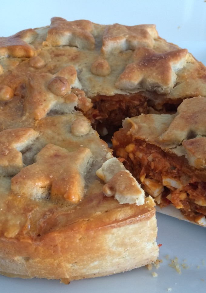 Una foto de Empanada gallega de atún
