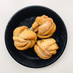 A picture of Cinnamon rolls.