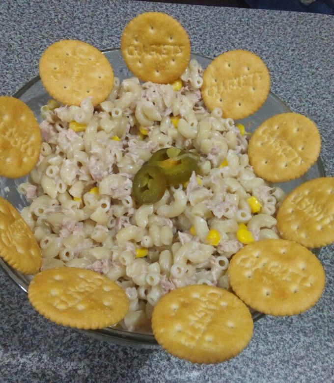 Una foto de Coditos con atún