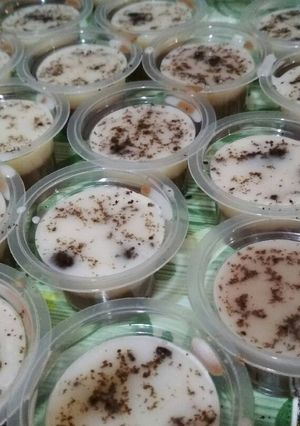 Foto resep Puding lapis cup coklat vanila tabur oreo