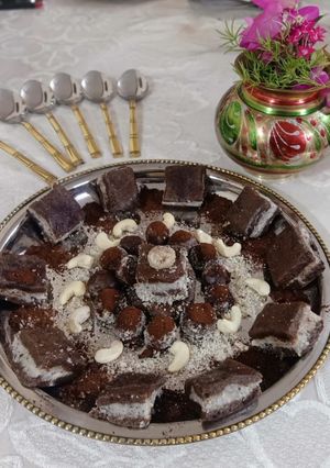 A picture of Chocolate coconut Burfi.
