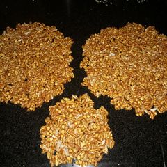 A picture of Jaggery.