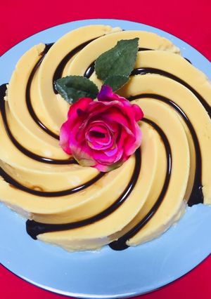 Una foto de Mousse Express de Mango con Salsa de Chocolate!
