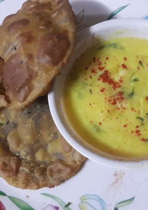 A picture of Spinach puri n makhni dal💕💕💕.