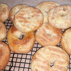 A picture of Whole wheat bagels.