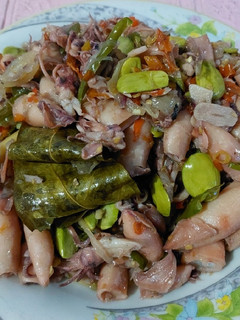 Foto resep Oseng Cumi Asin Pete Pedas Mantap